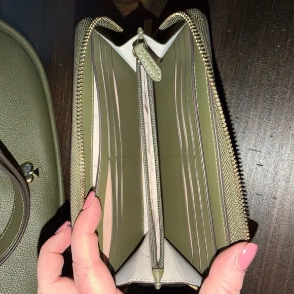 Kate Spade Kayla Large Convertible Shoulder Crossbody Bag - Picture 6 of 7